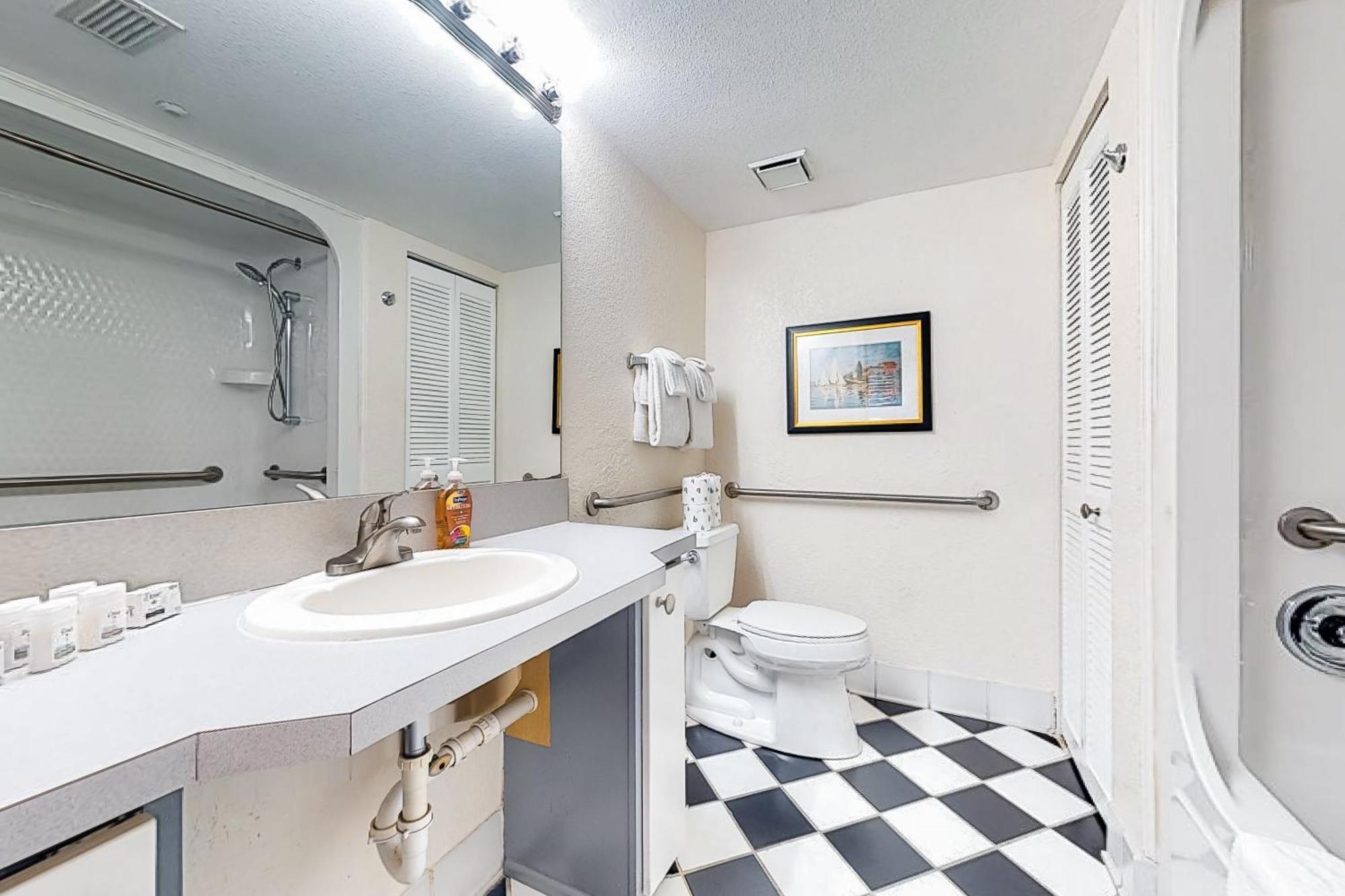 Sunrise Suites Big Kahuna Suite #202 키웨스트 객실 사진
